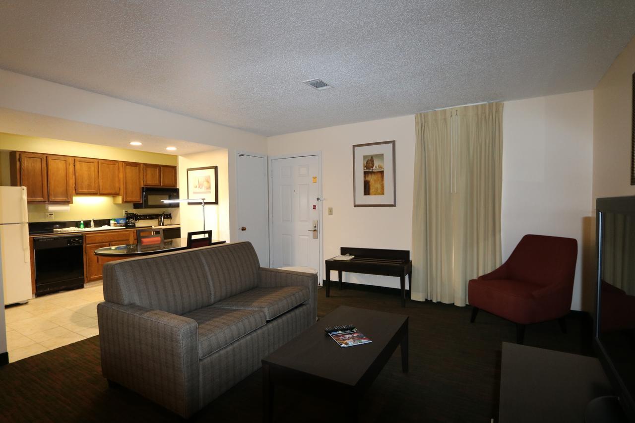 Fairbridge Inn & Suites - Akron Copley Township - West Zimmer foto