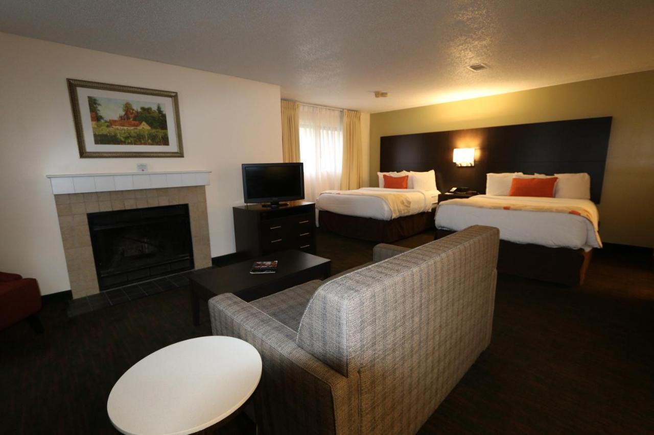 Fairbridge Inn & Suites - Akron Copley Township - West Zimmer foto