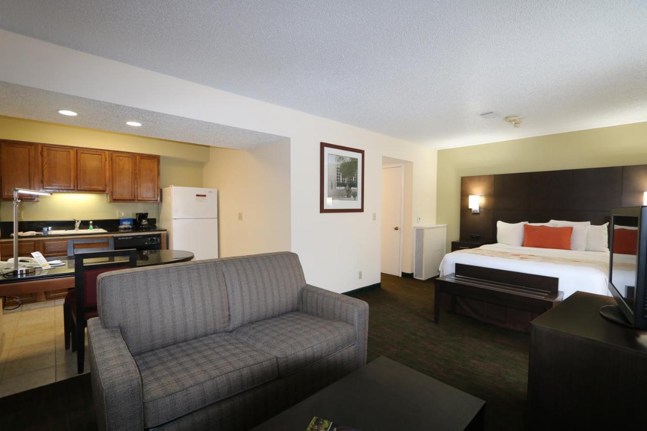 Fairbridge Inn & Suites - Akron Copley Township - West Zimmer foto